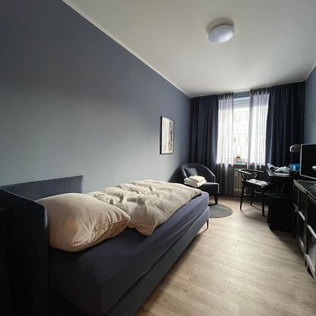 Zimmer In Der Altstadt Билефельд Экстерьер фото